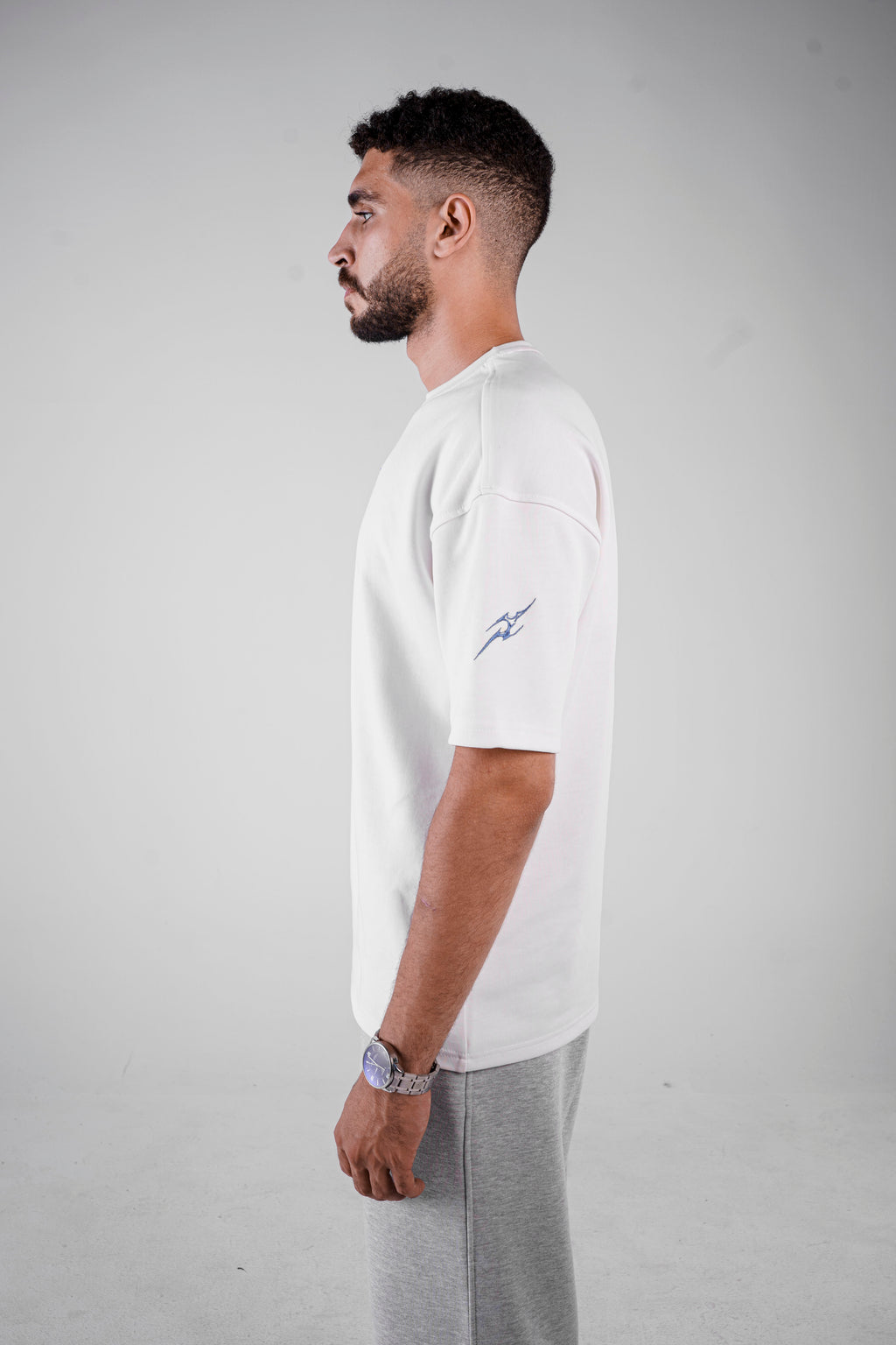 WHITE OVERSIZED TEE